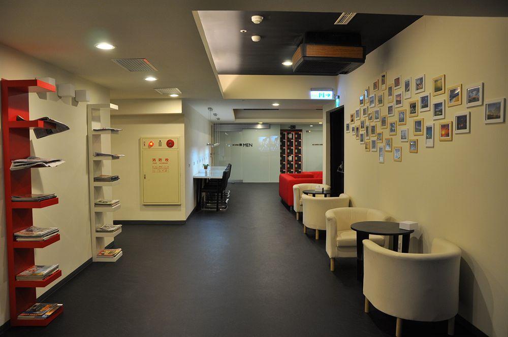 Single Inn- Kaohsiung Linsen Экстерьер фото