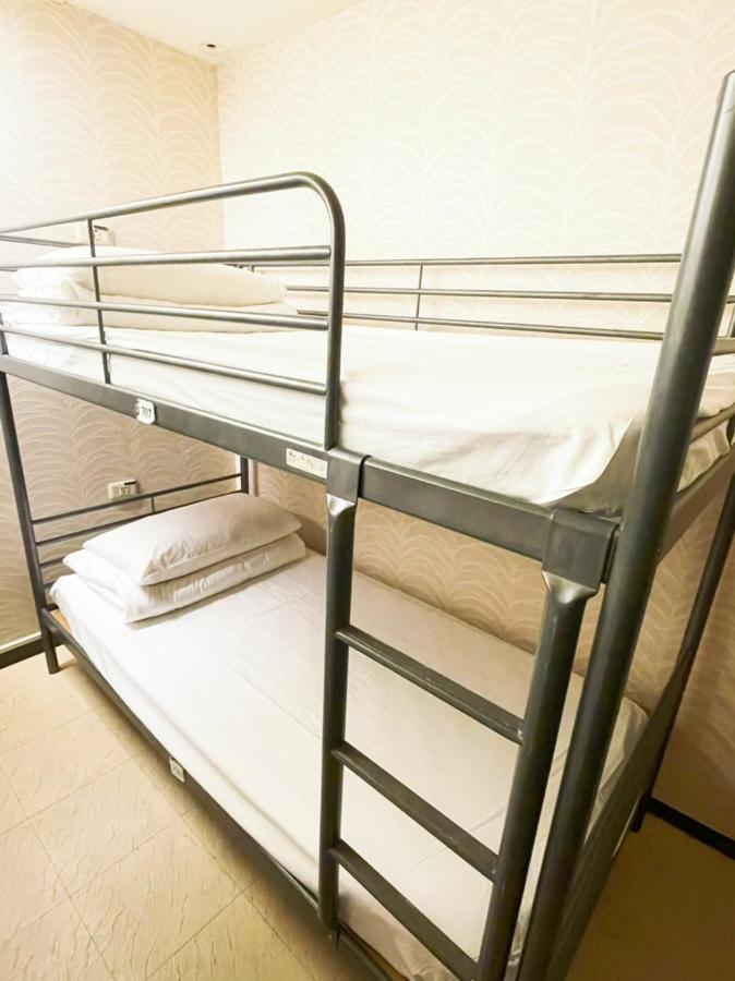 Single Inn- Kaohsiung Linsen Экстерьер фото