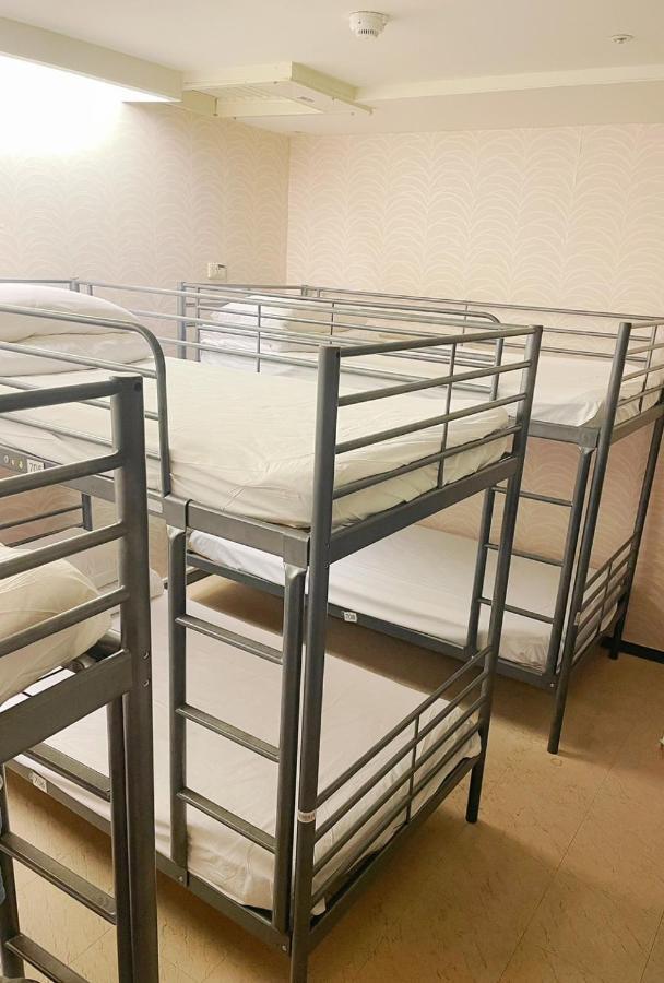 Single Inn- Kaohsiung Linsen Экстерьер фото