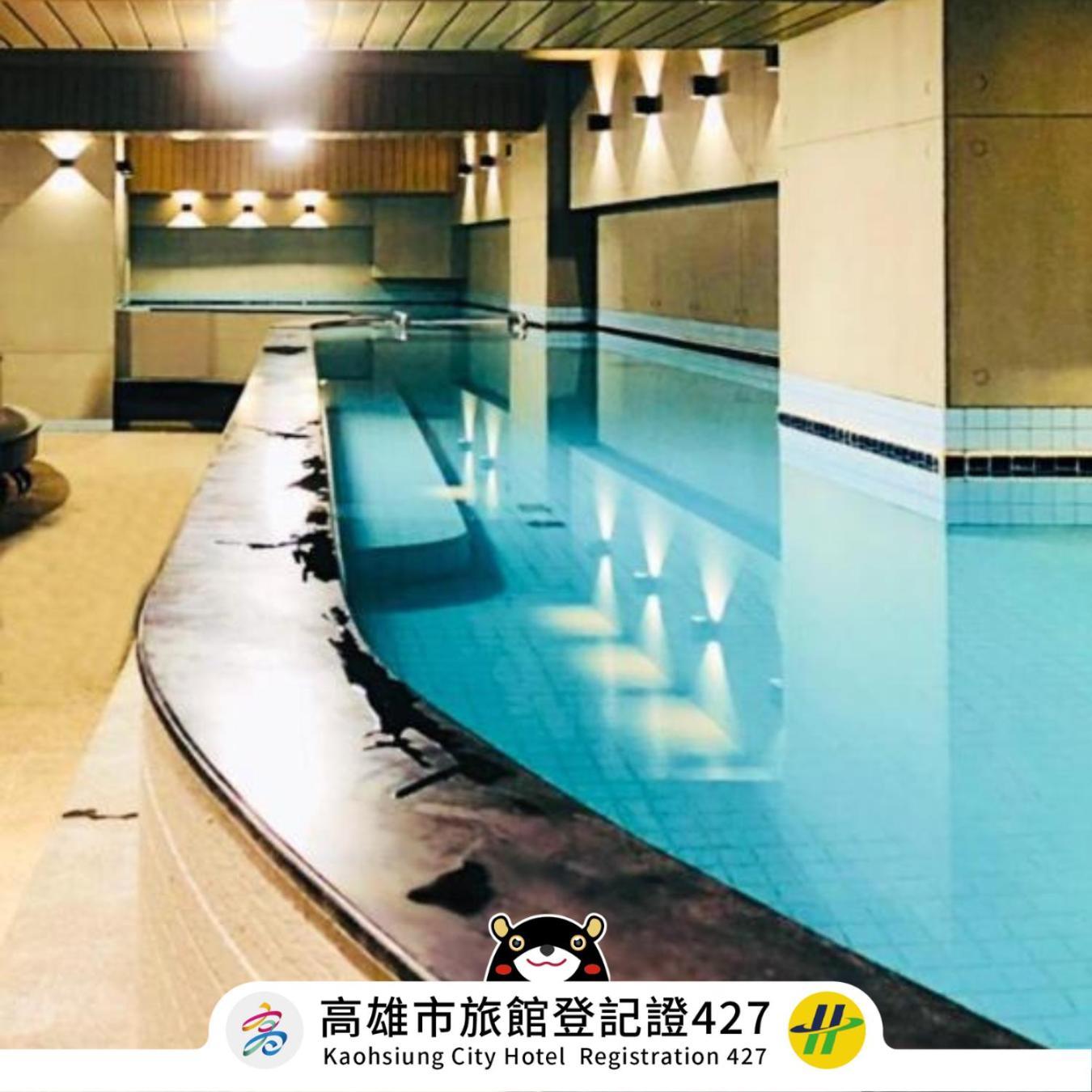 Single Inn- Kaohsiung Linsen Экстерьер фото