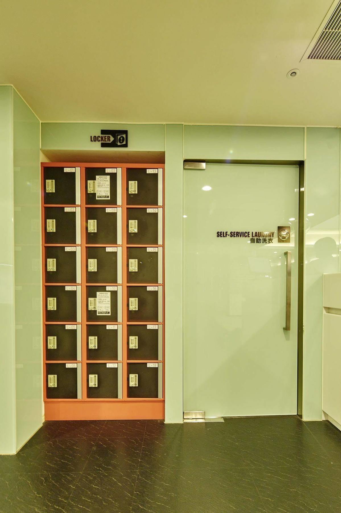 Single Inn- Kaohsiung Linsen Экстерьер фото